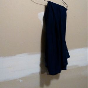 Size med blue cropped leggings
